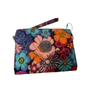 Vera Bradley Wristlet Fabric Wallet New